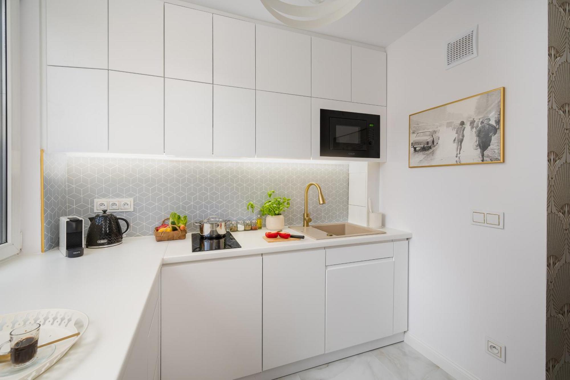 Grand 5min From Station With A Balcony& Air Conditioning Varsavia
